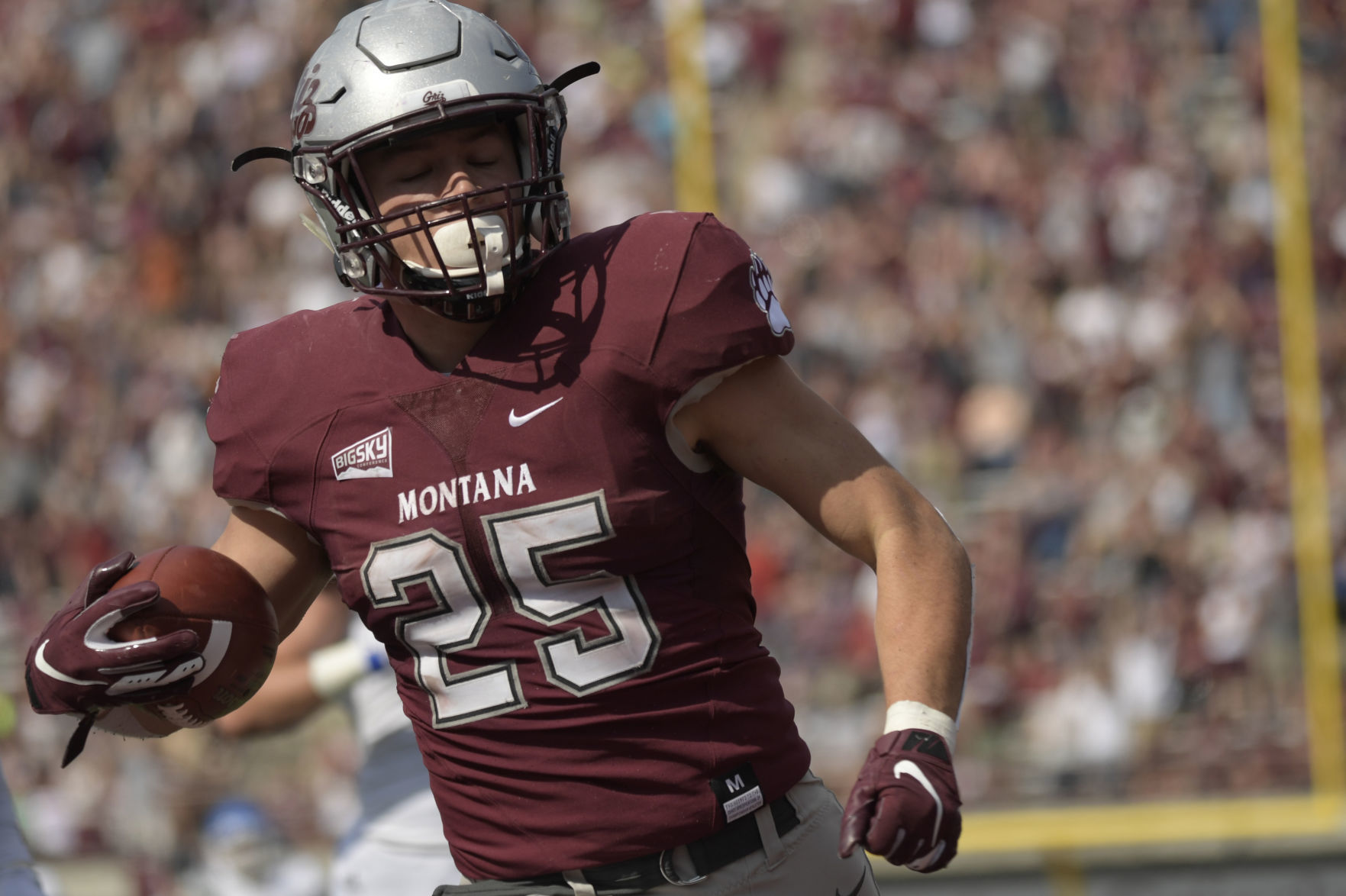 Montana defeats Drake17.JPG